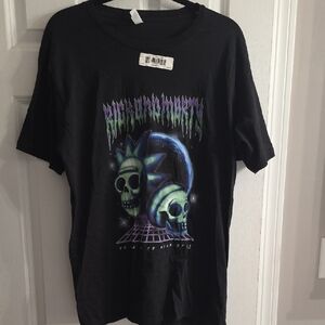 Black Graphic T-Shirt with Skull Design